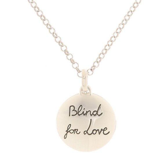Gucci Blind Love Round Necklac in Silver - Picture 1 of 5